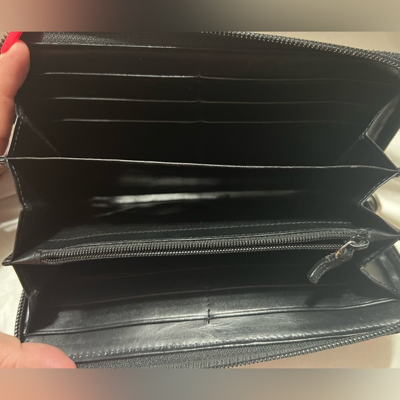 Authentic GUCCI Gucci Black GG Denim Canvas Round Zippy Long Wallet - Picture 6 of 11